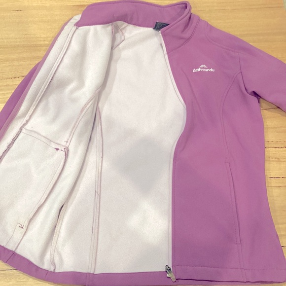 ✨Host Pick✨ KATHMANDU | Purple Outdoor Jackst - Picture 4 of 4